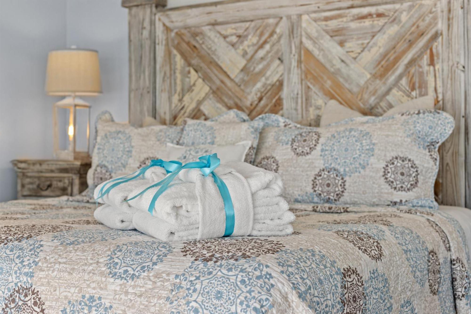 Luxury Gulf Front Property! Directly On The Beach! Sleeps 15! Panama City Beach Exteriör bild