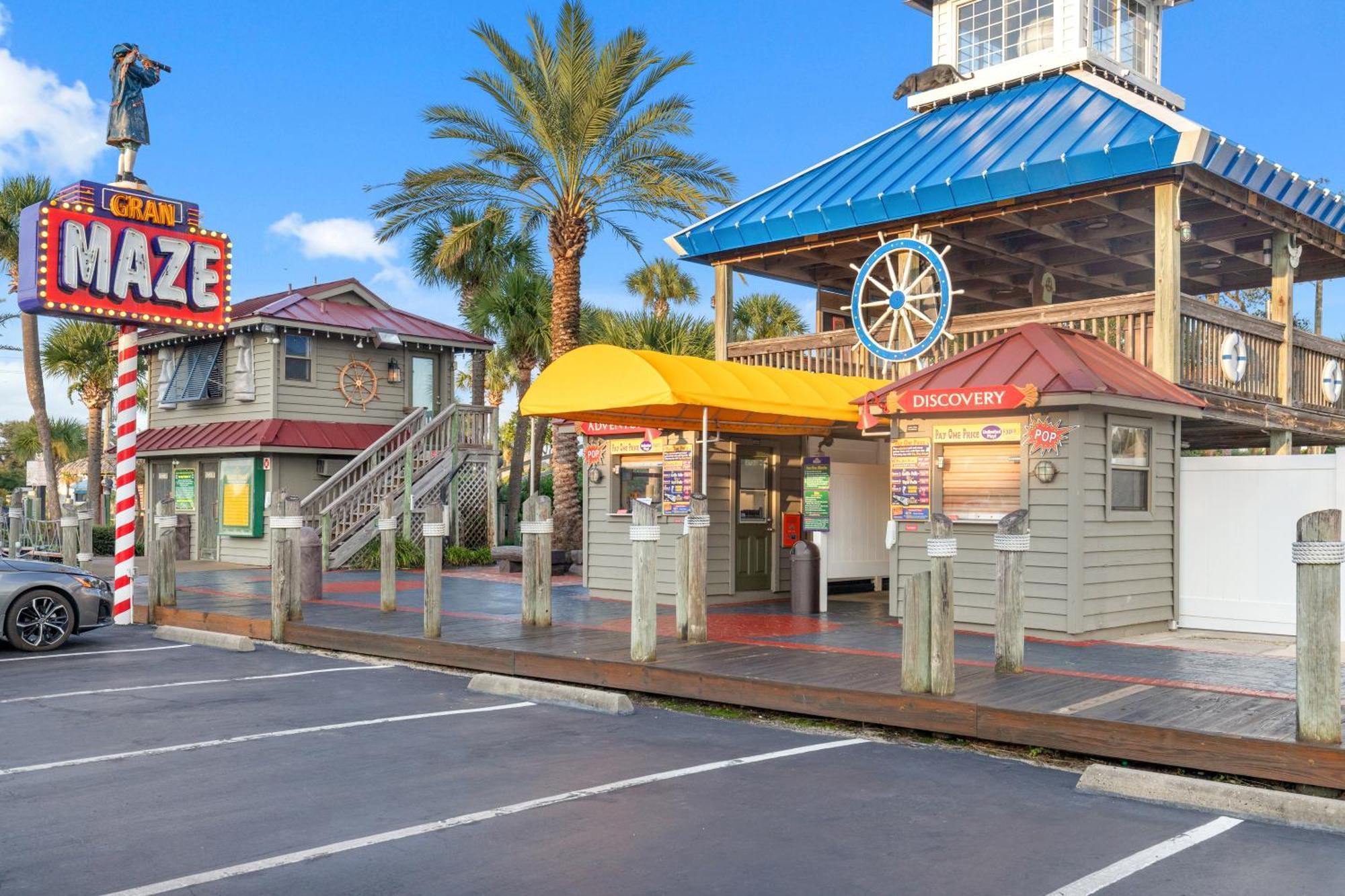 Luxury Gulf Front Property! Directly On The Beach! Sleeps 15! Panama City Beach Exteriör bild