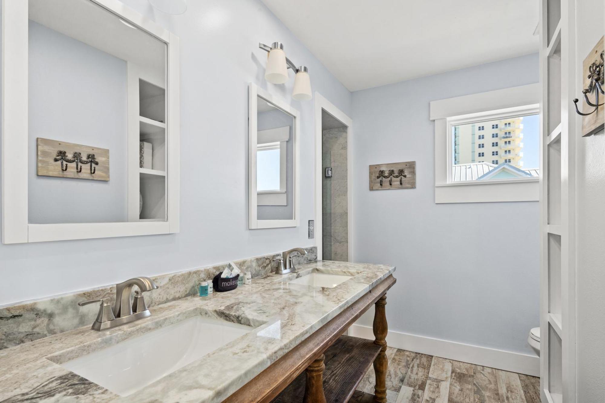 Luxury Gulf Front Property! Directly On The Beach! Sleeps 15! Panama City Beach Exteriör bild